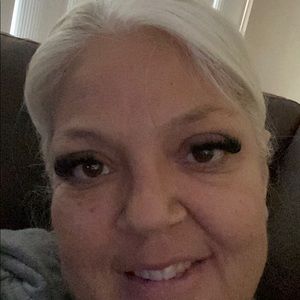 Meet your Posher, Deanna